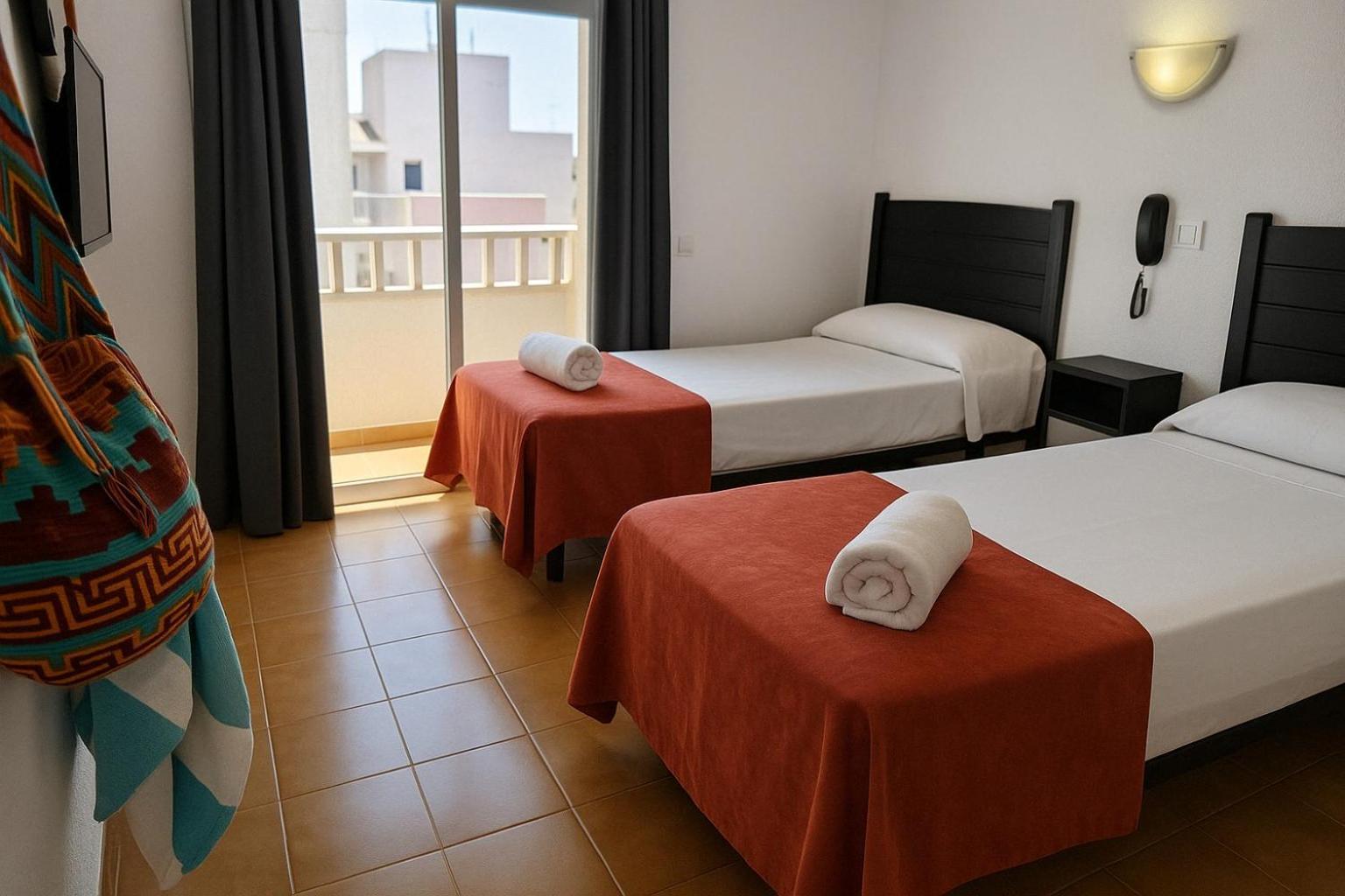 Hotel San Vicente - Centro Playa Conil De La Frontera Exterior foto